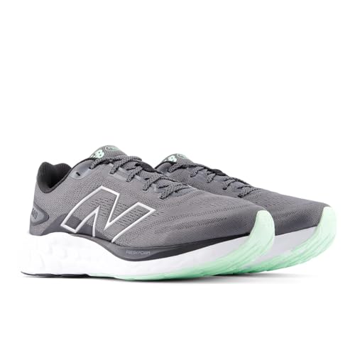 Image of New Balance Men 680 Running Shoes