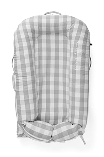 DockATot Deluxe+ デラックス ベビーベッド ベッドインベッド 添い寝 ポータブル ベビーベッド クーファン Stone Gingham Deluxe+