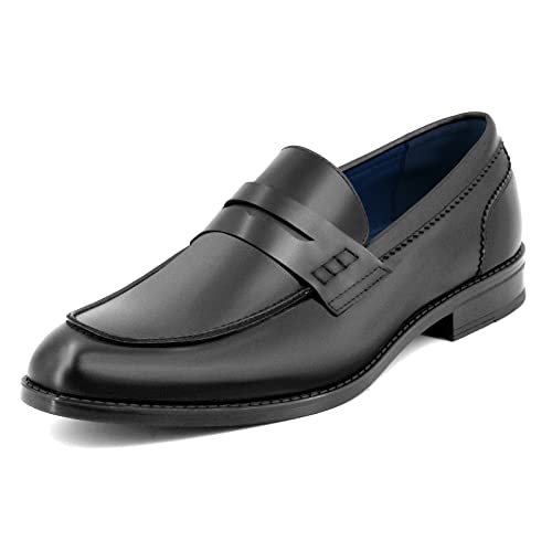 Queste scarpe uomo eleganti tendono a calzare leggermente più grandi rispetto alla misura standard. Se preferisci una calzata più aderente, ti consigliamo di scegliere una taglia più piccola rispetto a quella che indossi abitualmente. Le scarpe uomo eleganti sono perfette per chi cerca uno stile formale e raffinato. Disponibili in varie forme, colori e materiali, si adattano a qualsiasi occasione, dal lavoro alle cerimonie.