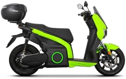 Costat complet view of a green and black electric scooter with the SHAD S0SL10ST TOP Master fitting and a SHAD top case installed.