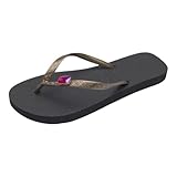 CHANCLAS by simone herrera