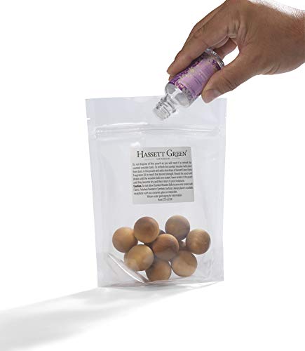 Hassett Green London - Natural Cotton - Scented Wooden Balls Pack of 12 plus 30ml Bottle of Home Fragrance Oil for Refreshing - Alternative to Pot Pourri, Diffusers, Sachets and Drawer Liners