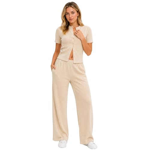 Cardigan court boutonné et pantalon évasé à poches en maille côtelée d'été