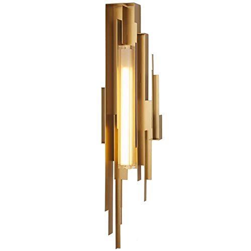 Applique creative dorée pour sublimer un grand mur vide - 4