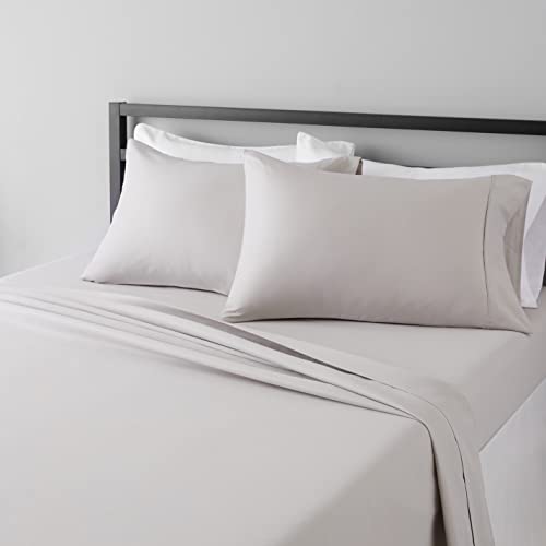 Amazon Basics Lightweight Super Soft, Breathable, Wrinkle-Free, Brushed Microfiber 4-Piece Bed Sheet Set with 14-Inch Deep Pockets, King, Light Gray, Solid by Amazon Basics - Used condition - US$18.83