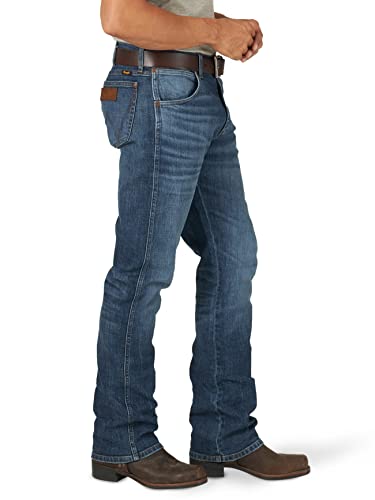 Image of Wrangler Men's Retro Slim Fit Straight Leg Jean