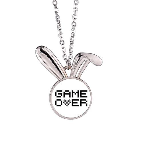 Collier lapin gris et noir le cadeau d'anniversaire parfait