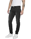 REPLAY ist seit 40 Jahren eine der führenden italienischen Premium Denim- und Lifestyle Marken für Damen und Herren. Die Marke steht für Innovation, Authentizität und setzt den Fokus verstärkt auf Nachhaltigkeit.