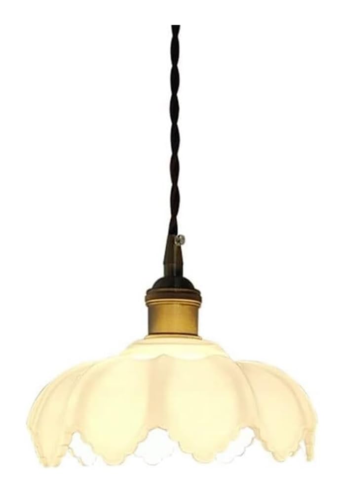 Lustre suspension pétale en verre pour une ambiance de chambre cocooning