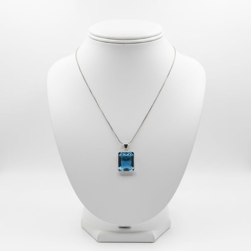 Pendentif en quartz bleu véritable et sa taille facettée d'exception - 3
