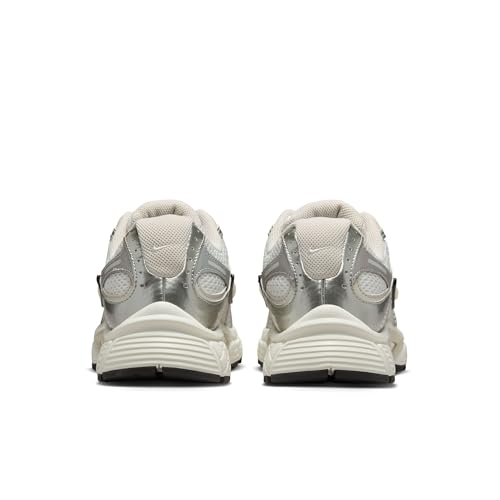 Image of Nike Womens V5 RNR Sneakers