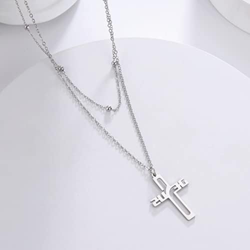 Collana con ciondolo a forma di croce cristiana in argento