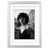 Egofine 5x7 Aluminum Picture Frame Display with Mats for 3.5x5/4x6 or 5x7 without Mat, Metal Picture Frame Covered by Plexiglass for Tabletop and Wall Mounting, 1 Pack, Silver