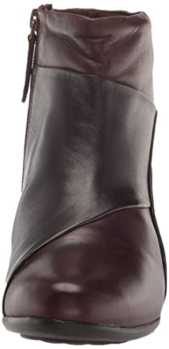 Trotters Women's Boot Pump2