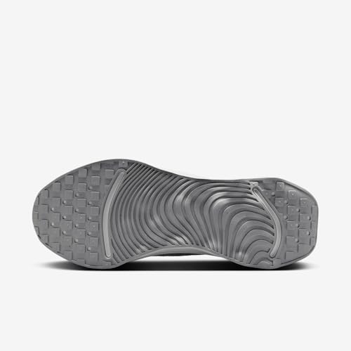 Nike Women's Motiva Photon Dust/Photon Dust/Light Smoke Grey 8 Medium