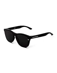 HAWKERS Gafas de Sol ONE HYBRID para hombre y muje...: Montura negra en acabado brillante y máscara frontal de lente color negro Gafas de sol categoría filtro 3, color suficientemente oscuro para usar en exterior a pleno sol; absorben entre un 82% y un 92% de luz solar; Material de la lente: Lente de nyl...