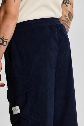 Image of SNITCH Men's Relaxed Fit Mid Rise Cargo Pant