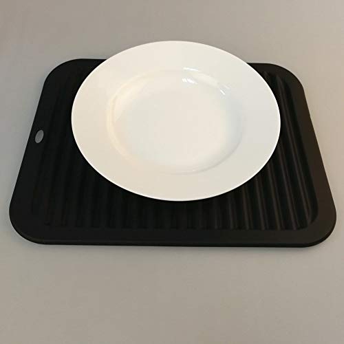 Smithcraft Silicone Trivet Mat For Hot Dishes Pots And Pans, Silicone Hot Pads For Kitchen, Non Slip Silicone Pot Holders Trivets, Waterproof Heat Resistant Mats For Counter, Flexible Hot Pad Yellow #TOP7