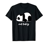 Der Panda Bär taucht aus dem nichts auf, erledigt aber schon wieder nichts: nicht heute jedenfalls. Toller Panda Bären Spruch für Männer und Frauen, die Panda Bären lieben und selber gerne faul sind und sich gerne Zeit lassen.