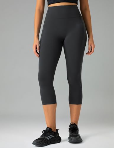 Image of Colorfulkoala Dreamlux No Front Seam Capri Leggings with Pockets for Women - High Waisted 21 inch Buttery Soft Yoga Pants