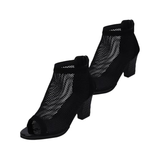 Talon épais sur des sandales pour femme noires et chaussures élégantes