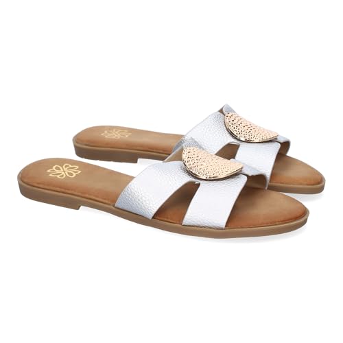shoes&blues.es 92030 Sandalia Planas de Mujer, Comodas y Elegantes con Diseno Moderno con Adorno en la Pala, Ideales para Primavera Verano. Plata Talla 37