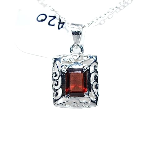 Pendentif grenade argent 925 anti-allergie pour sublimer les peaux sensibles