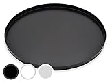 DISEÑO SOBRIO: La bandeja decorativa tiene un diámetro de 40 cm y una altura de 2 cm. El estilo escandinavo se consigue gracias a nuestra precisa técnica de conformación y a un revestimiento en polvo de alta calidad de color negro mate.