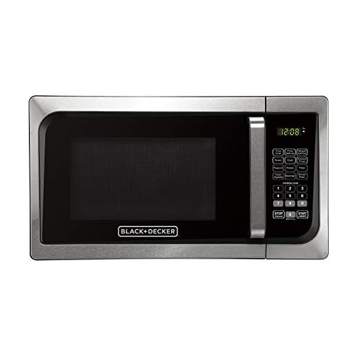 Black+Decker, Stainless Steel EM925AJK-P1 0.9-Cu. Ft. Pull Handle Microwave