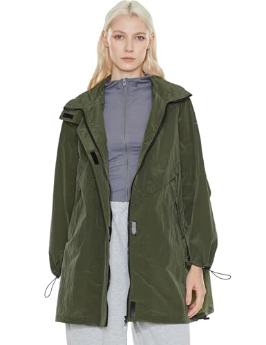 Orolay Women's Lightweight Windbreaker Hooded Rain Jacket Relaxed Fit Raincoat with Pockets for Outdoor