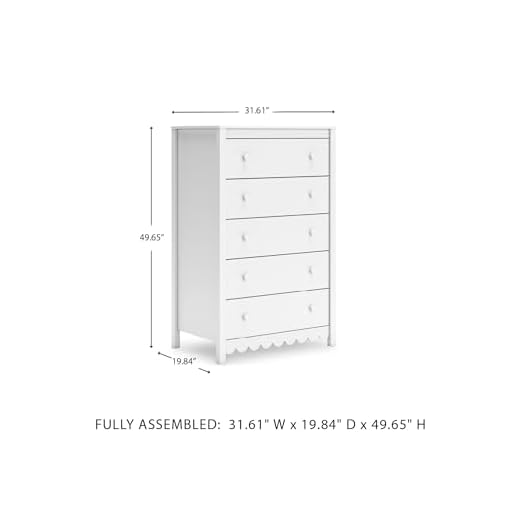 Ashley Hallityn Coastal 5 Drawer Chest