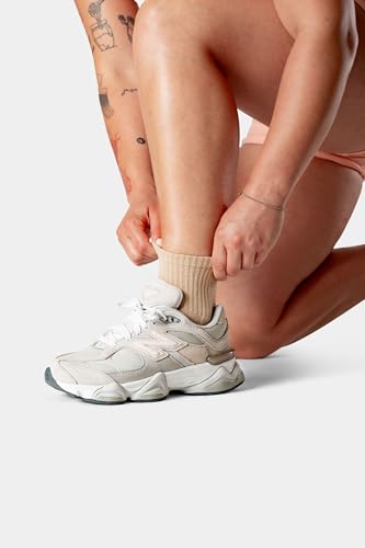 Image of Kamo Fitness Daily 4-Pack - Women's Ankle Socks, Athletic Half Crew, Cotton Mid-Calf, Cushioned Sole, Seamless Toe, Size 5-9