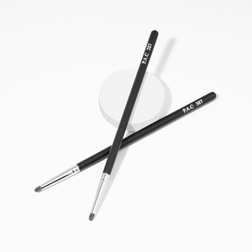 Image of PAC Eyeshadow Blending Brush 387
