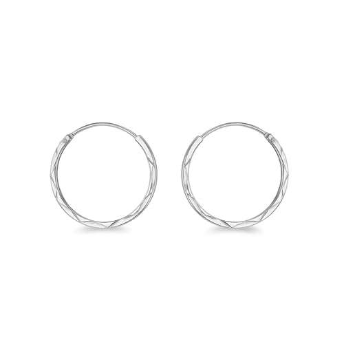 Boucles d'oreilles créoles 15mm en argent sterling avec une coupe diamant élégante