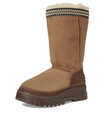 UGG Women's Classic Tall Trailgazer Snow Boot2