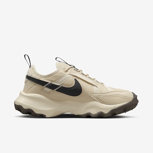Nike TC 7900 Women's Shoes (DD9682-200, Beach/Cave Stone/Coconut Milk/Off Noir)3