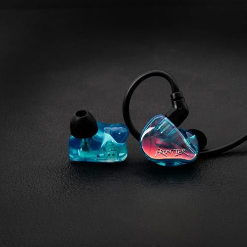 【VGP2026/2025 SUMMER連続金賞】qdc FRONTIER Emerald [シングルフルレンジ カスタマイズドBAドライバー搭載 有線モニターイヤホン] リアキャビティマイクロホール技術 IEM 2pinコネクター 3.5mmL字プラグ ケーブルクリップ/キャリングケース付属 イヤモニ【QDC-FRONTIER-EM】