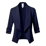 Design pratique: Avec ses poches pratiques et son bouton de fermeture pratique, ce blazer pour femme allie fonctionnalité et style. Les poches vous permettent de ranger facilement vos petits objets essentiels, tels que vos clés ou votre carte de visite, tout en ajoutant une touche de réalisme au design. Le bouton unique permet une fermeture rapide et élégante.