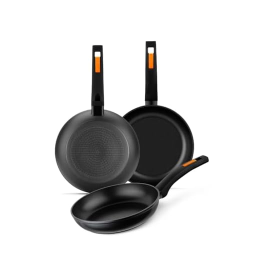 MONIX Fuego | Set 3 sartenes 20-24- 28 cm, aluminio forjado, antiadherente bicapa, sin PFOA, mango baquelita, apta para todo tipo de cocinas incluida inducción