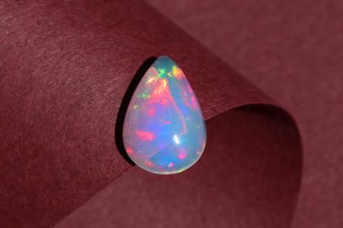 Opale éthiopienne originale de collection taille 13.5x9.1mm