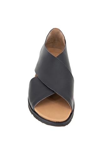 Gentle Souls by Kenneth Cole Women's Leslie Sandal2