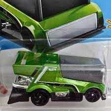 Image of hw Die-Cast 1:64 for Ages 3 and up (Rink Racer | HW Ride-Ons)