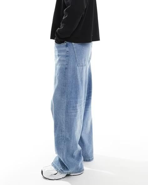 Image of M Q Denim Men Loose Fit Denim Jeans | Whisker Spray | Mid Rise & Pure Cotton | Daily Casual Wear