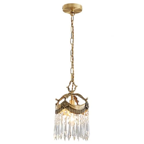 Suspension vintage en laiton pour sublimer un couloir sombre ou une pièce vide