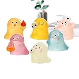 Figure fantasma luminose: questo set di 6 statuette fantasma presenta simpatici fantasmi in resina luminosa che si illuminano al buio, aggiungendo un tocco giocoso e spettrale a scrivanie, librerie, asili, dormitori, luoghi di lavoro o decorazioni di Halloween per bambini e adulti