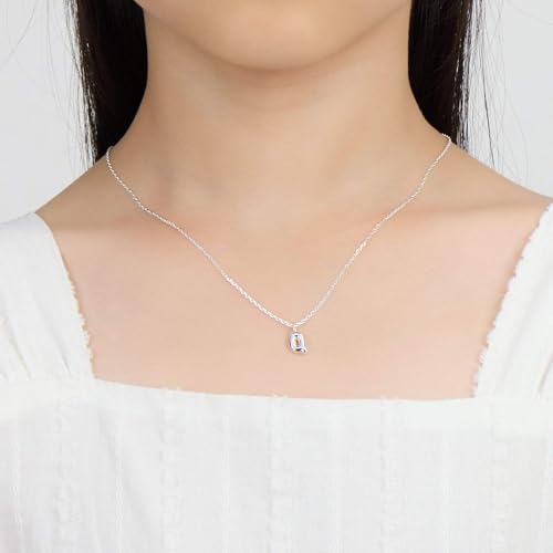Collar de plata inicial Q para niños de Philip Jones 2