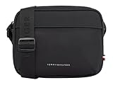 ICONICITÉ INTRAMONTABLE : le sac à bandoulière original Tommy Hilfiger se distingue par son design intemporel et sa ligne classique. Parmi les points forts du modèle figurent la bandoulière réglable et la marque Tommy Hilfiger.