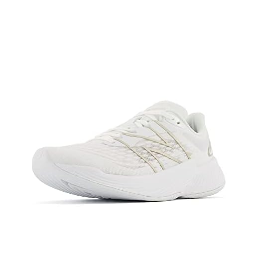 New Balance FuelCell Prism V2 Tênis de corrida feminino, Branco/ouro claro metálico/branco, 42