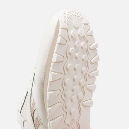 Image of Reebok Women's Classic Leather Trainers, Chalk Ash Utibro, 38 EU