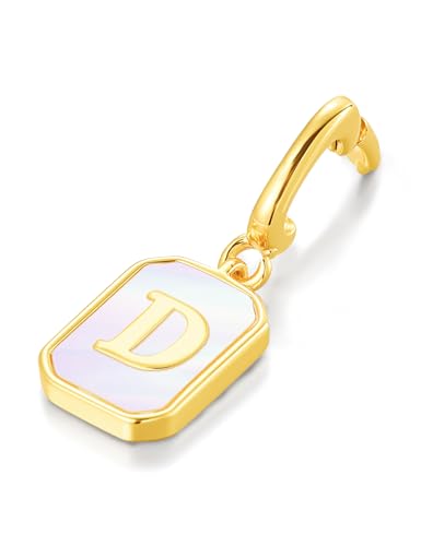 Abalorio de letra dorada para pulsera en tus looks de oficina y eventos